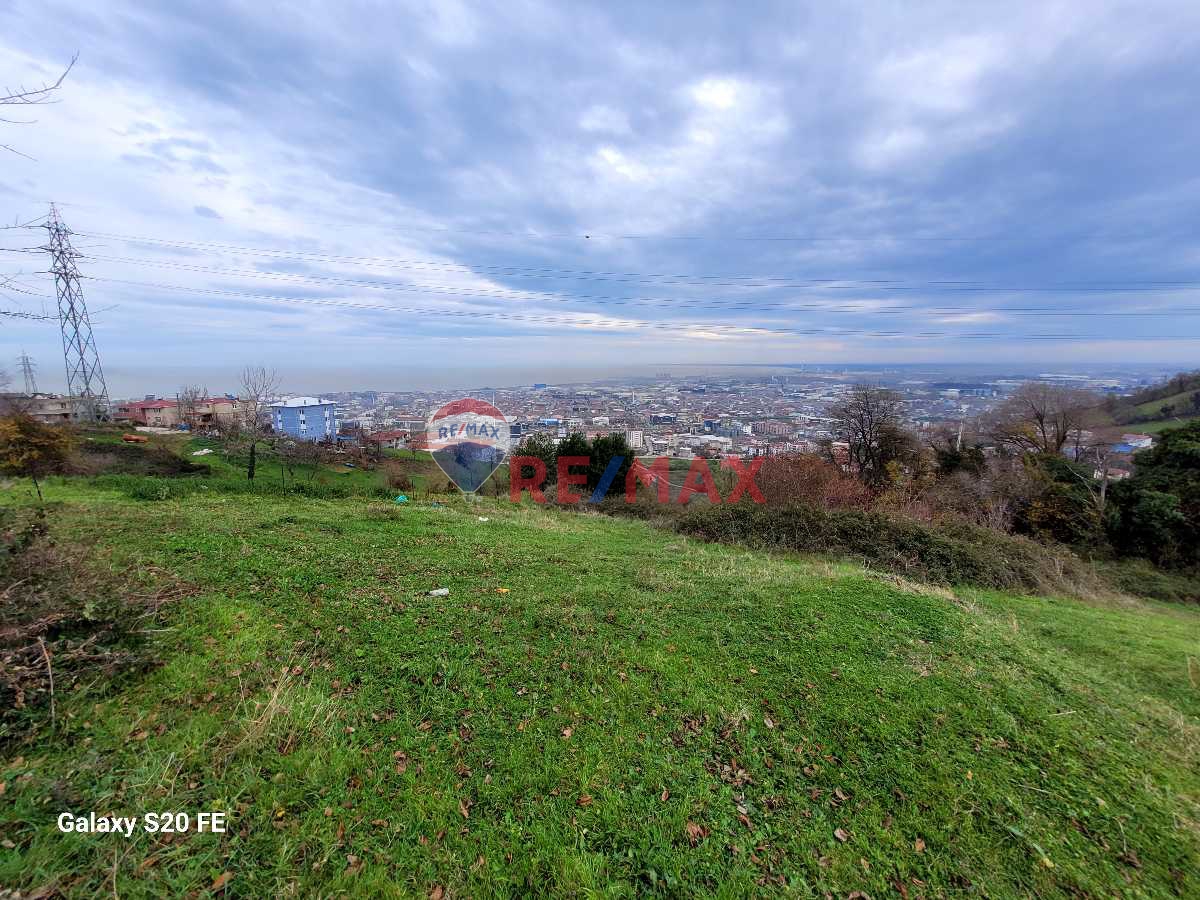 TEKKEKÖYDE DENİZ VE DOĞA MANZARALI KONUT İMARLI ARSA