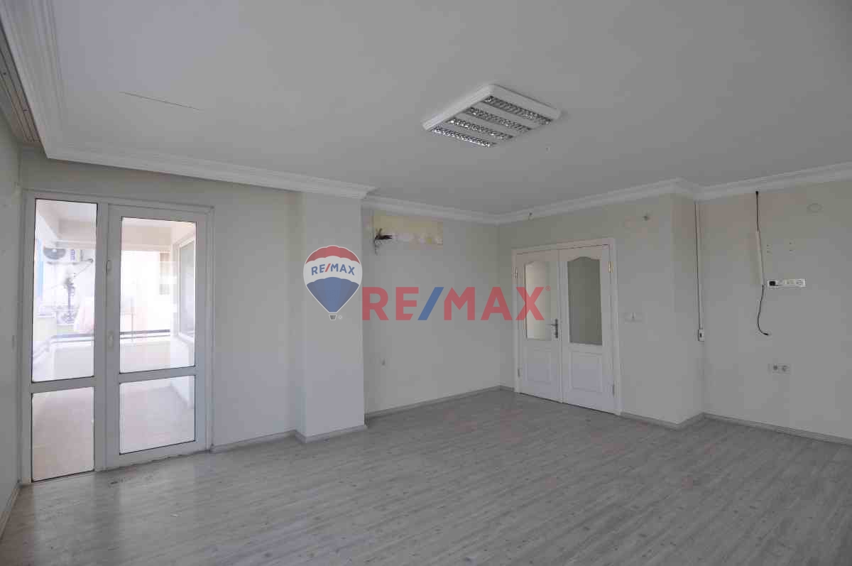 ATATÜRK BULVARI ÜZERINDE 4+1 KİRALIK 