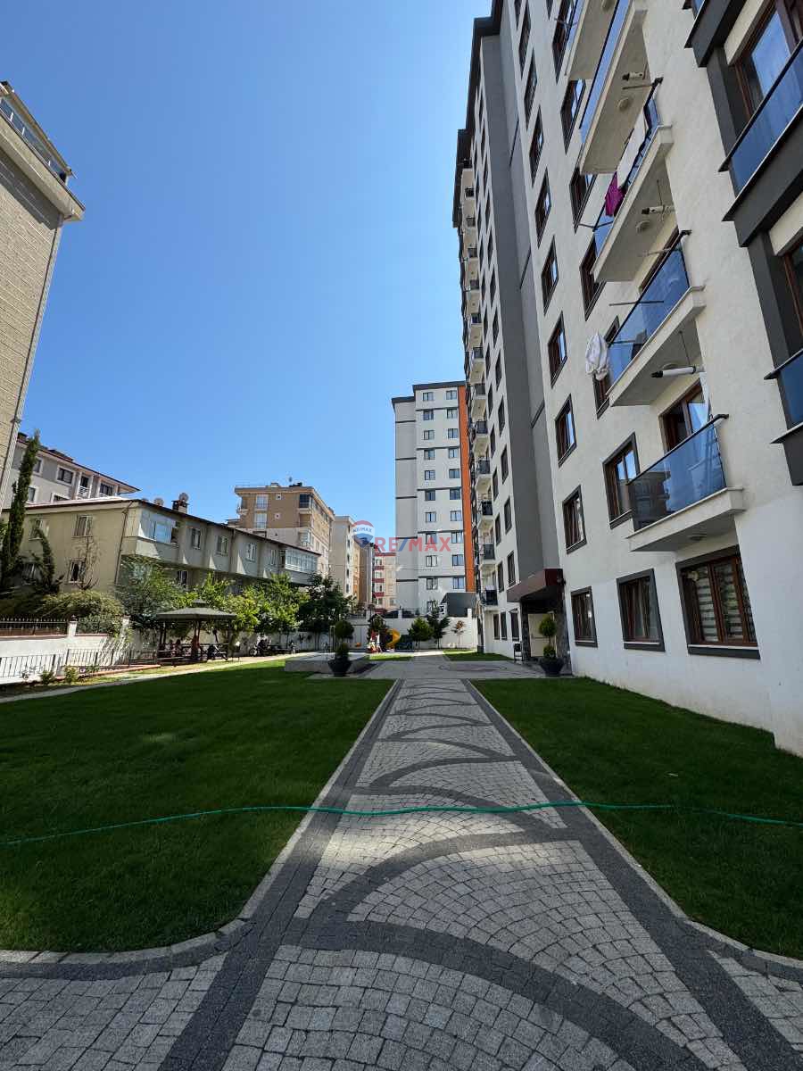 ELMALIKENT MH 2+1 ARAKAT 85 M2 HEMEN TAŞIN BOŞ SATILIK DAİRE