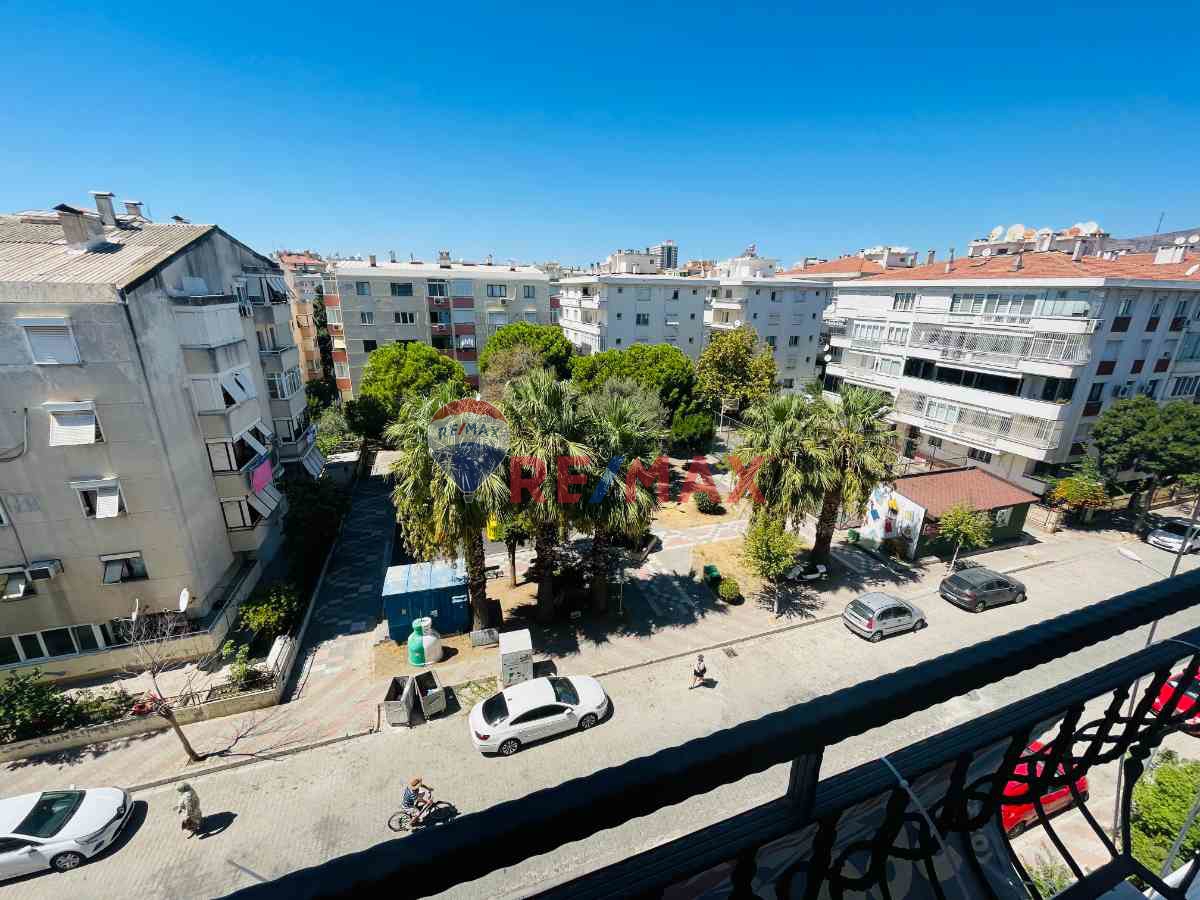 KARŞIYAKA BAHÇELİ EVLERDE 3+1 KİRALIK DAİRE