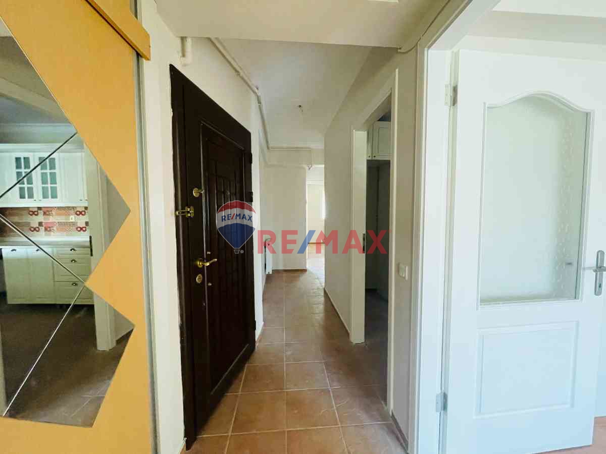 KARŞIYAKA BAHÇELİ EVLERDE 3+1 KİRALIK DAİRE