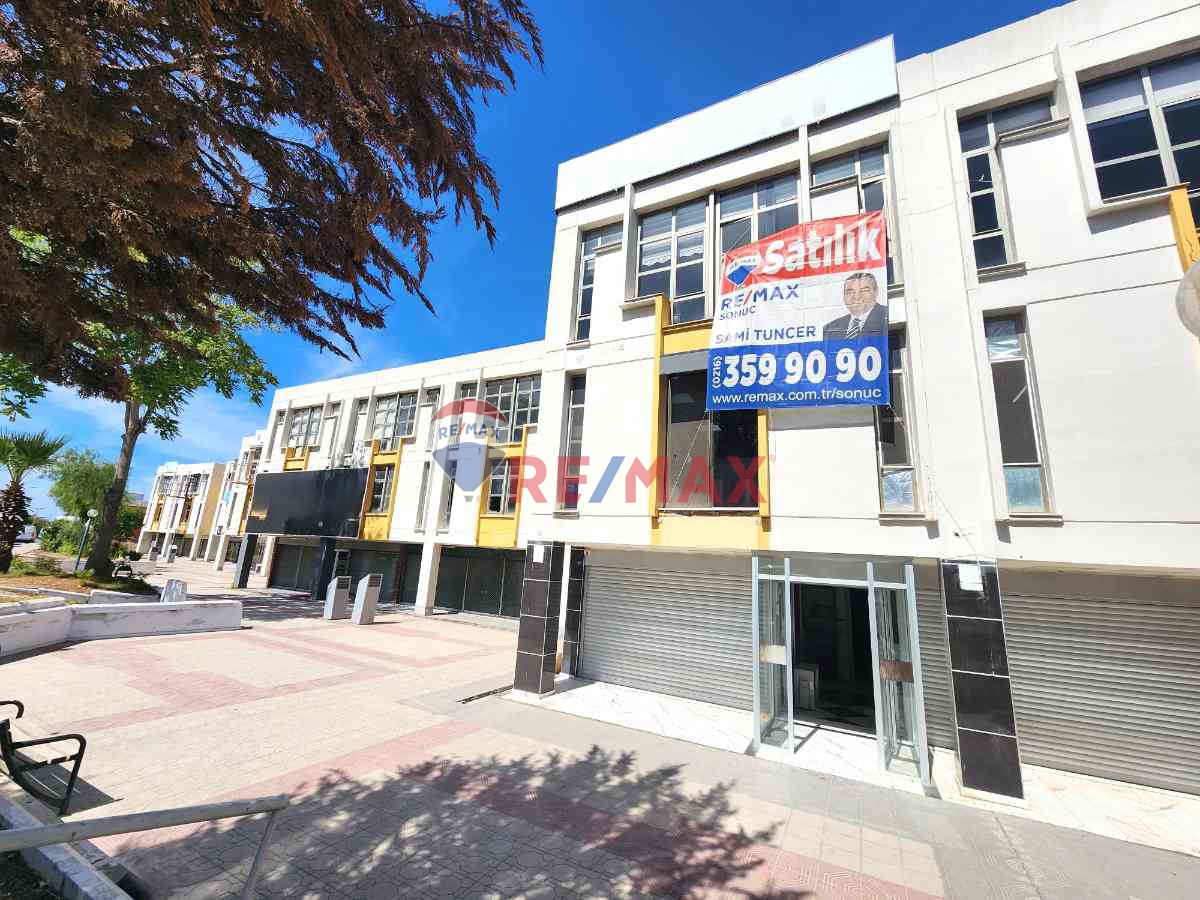 İZMİR MTK SITESI'NDE YATIRIMA UYGUN KOMPLE BINA – 800 M², 4 KATLI SATILIK