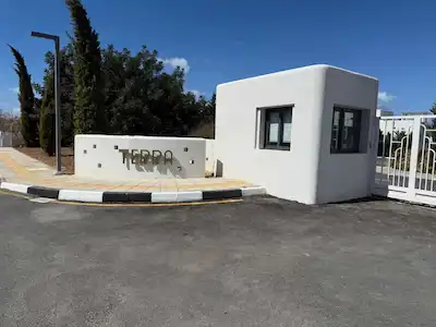 KKTC GİRNE ALSANCAK TERRA PROJESİNDE LÜKS EŞYALI 2+1 DAİRE