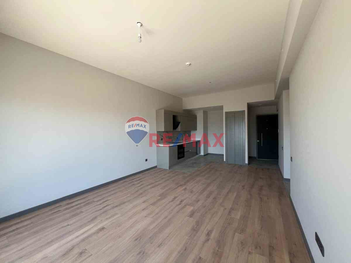 REMAX MODEL'DEN SİNPAŞ AQUA CİTY F2 KULEDE 1+1 BALKONLU KİRALIK 