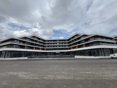 ONYX ANKARA PROJESİNDE  KÖŞE KONUM KURUMSAL KİRACILI SATILIK TİCARİ ALAN