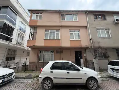 AVCILAR GÜMÜŞPALA MAHALLESİNDE KOMPLE SATILIK 4 KATLI BİNA