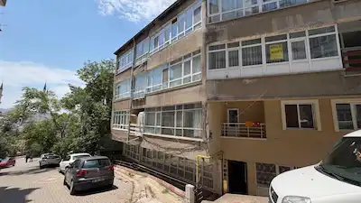 KIRIKKALE YAYLACIK MAHALLESİ MERKEZİ KONUMDA SATILIK 3+1 DAİRE