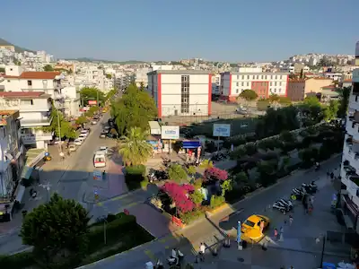 KAYA ŞAVKAY MEYDANI TABELA DEĞERİ YÜKSEK GENİŞ 3+1 DAİRE