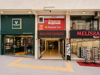 KADIKÖY BULVAR ÇARŞISI'NDA SATILIK YATIRIM DEĞERİ YÜKSEK TİCARİ BAĞIMSIZ BÖLÜM