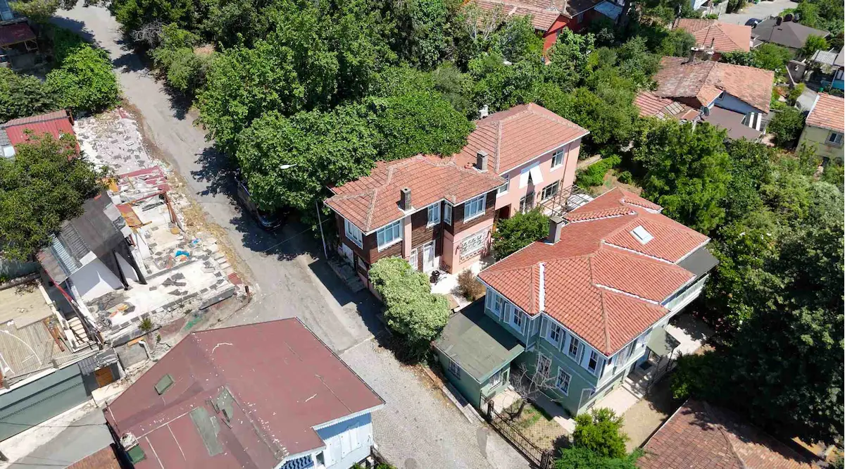 BEYKOZ SAHILE 5 DAKIKA KAPANMAZ BOGAZ MANZARALI MÜSTAKIL EV