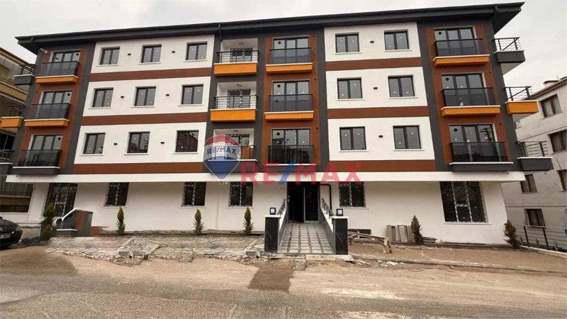MAMAK GÜLVEREN’DE 2+1 LÜKS YENİ BİNADA KİRALIK DAİRE