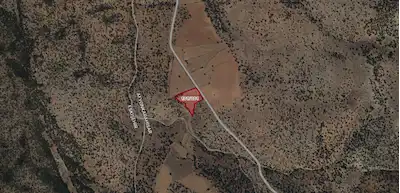 AFYON EMIRDAĞ GÜNEYKÖYDE 9.786 M² SATILIK TARLA