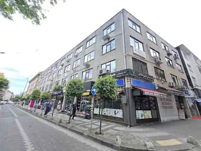 ÜMRANİYE ÇARŞI GÜMÜŞHANE İŞ MERKEZİ'NDE SATILIK EŞYALI 1+1 OFİS