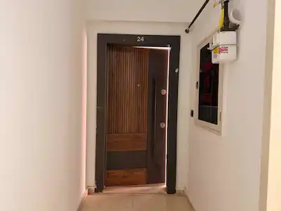 REMAXPRO KEMALMERTCAN VADİ EVLERİ 7A SİTESİNDE 2+1 82 M2 KÖŞE DAİRE