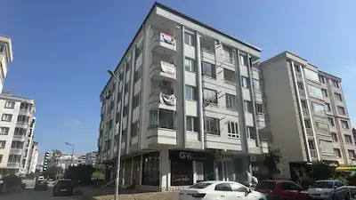 REMAX PARLA'DAN ANA YOL VE TRAMVAY ARASINDA KİRALIK 3+1 DAİRE