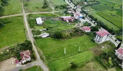 REMAX SAMET'TEN AŞAĞIÇİNİK MAH SATILIK 566 M2 ARSA