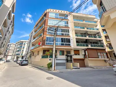 ŞEMIKLER’DE 90 M² 2+1 | KAPALI OTOPARK + 14 YAŞINDA + İZBAN YAKINI