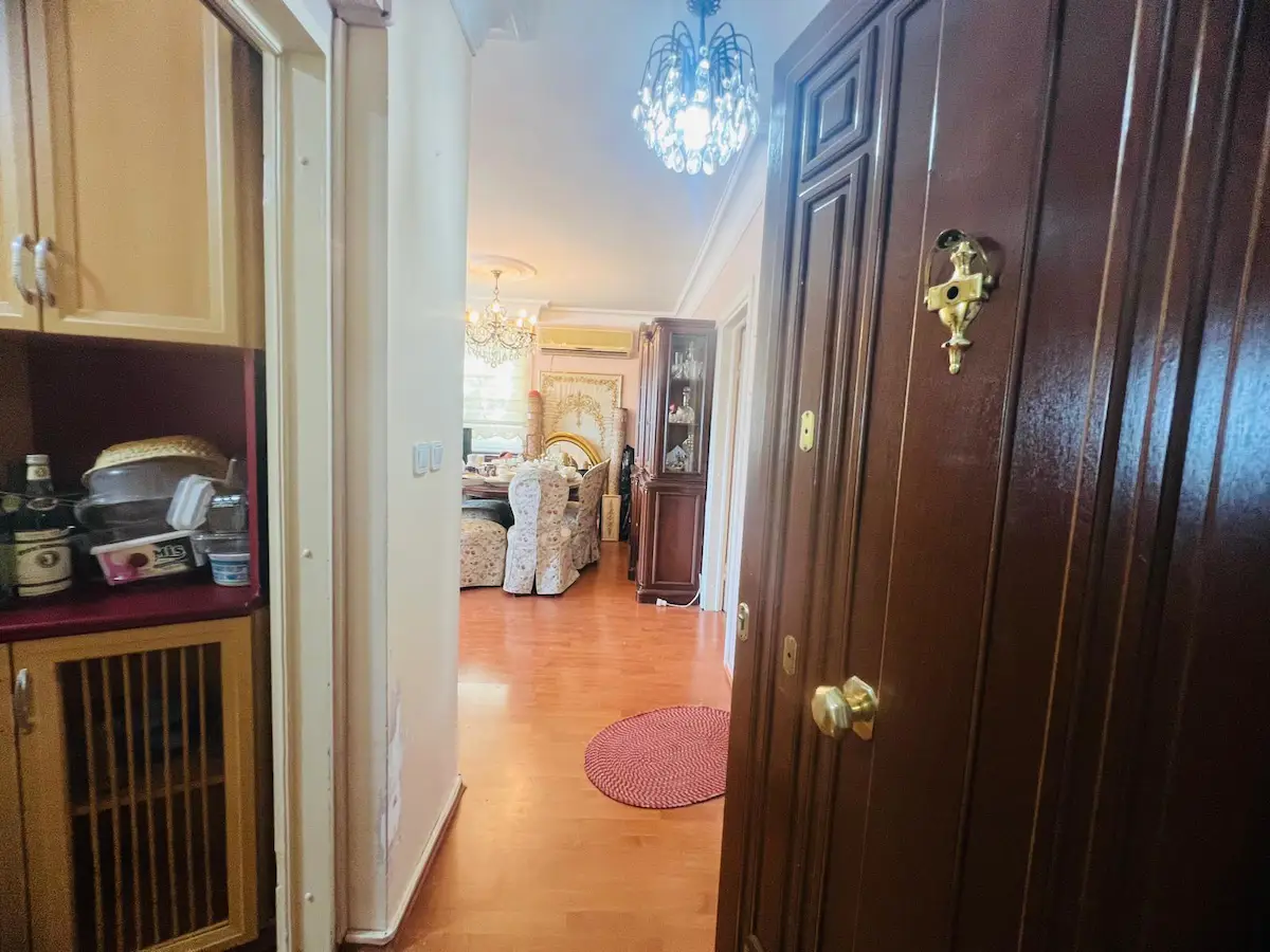 ULUS KİRALIK SİTE DAİRESİ DENİZ MANZARALI GENİŞ SALON PRESTİJLİ LOKASYON