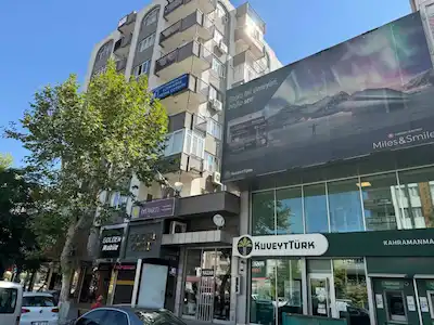RE/MAX EDE'DEN ÇARŞI MERKEZDE GENİŞ LÜKS OFİS