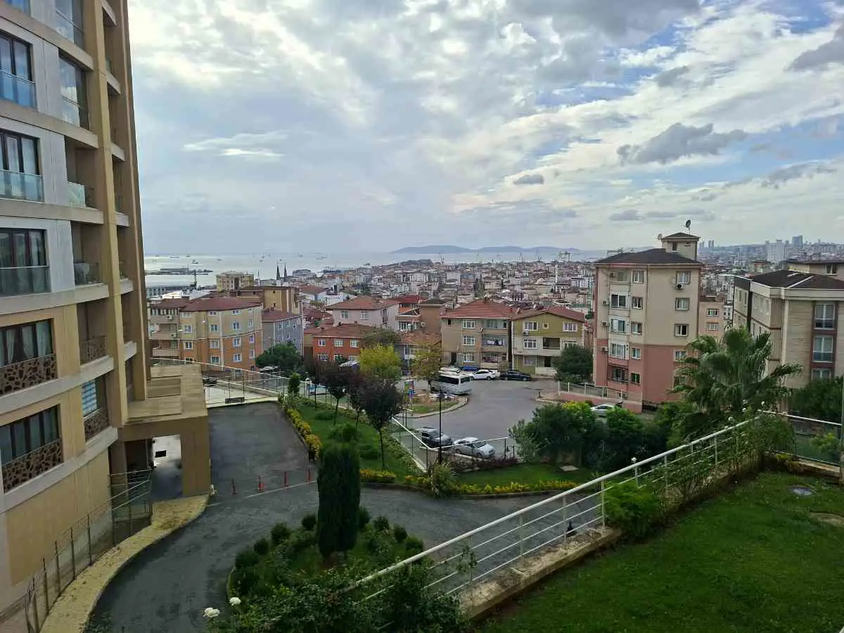 EVORA İSTANBUL TUZLA’DA GÜNEY CEPHE 3+1 | 2 BANYO | BALKON | BOŞ & KİRALIK