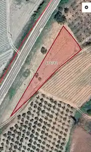 REMAX ASHILL BILECIK OSMANELI CAMICEDIT SATILIK 1225 METRE TARLA YOL ÜZERINDE