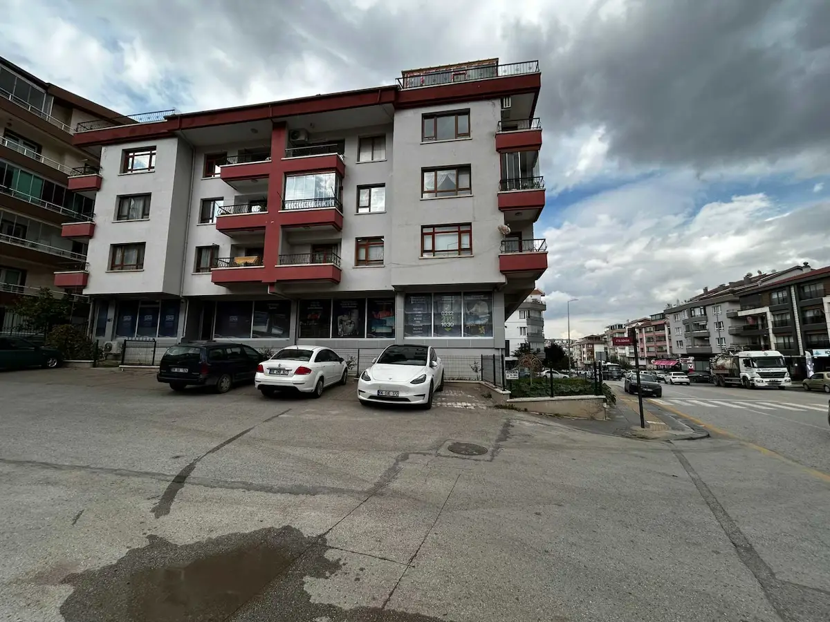 ŞEMSETTIN GÜNALTAY CADDESI 450 M² SATILIK YAPILI DÜKKAN/REMAX ENBATI
