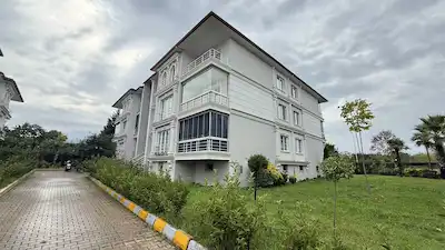 KARTEPE KONAKLARI 2 DE KİRALIK 2+1 DAİRE