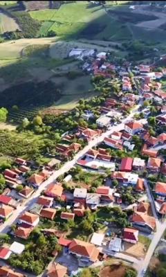 FERİZLİ GÖLET YANINDA ELETRİK SU SORUNU OLMAYAN FINDIK BAHÇESİ