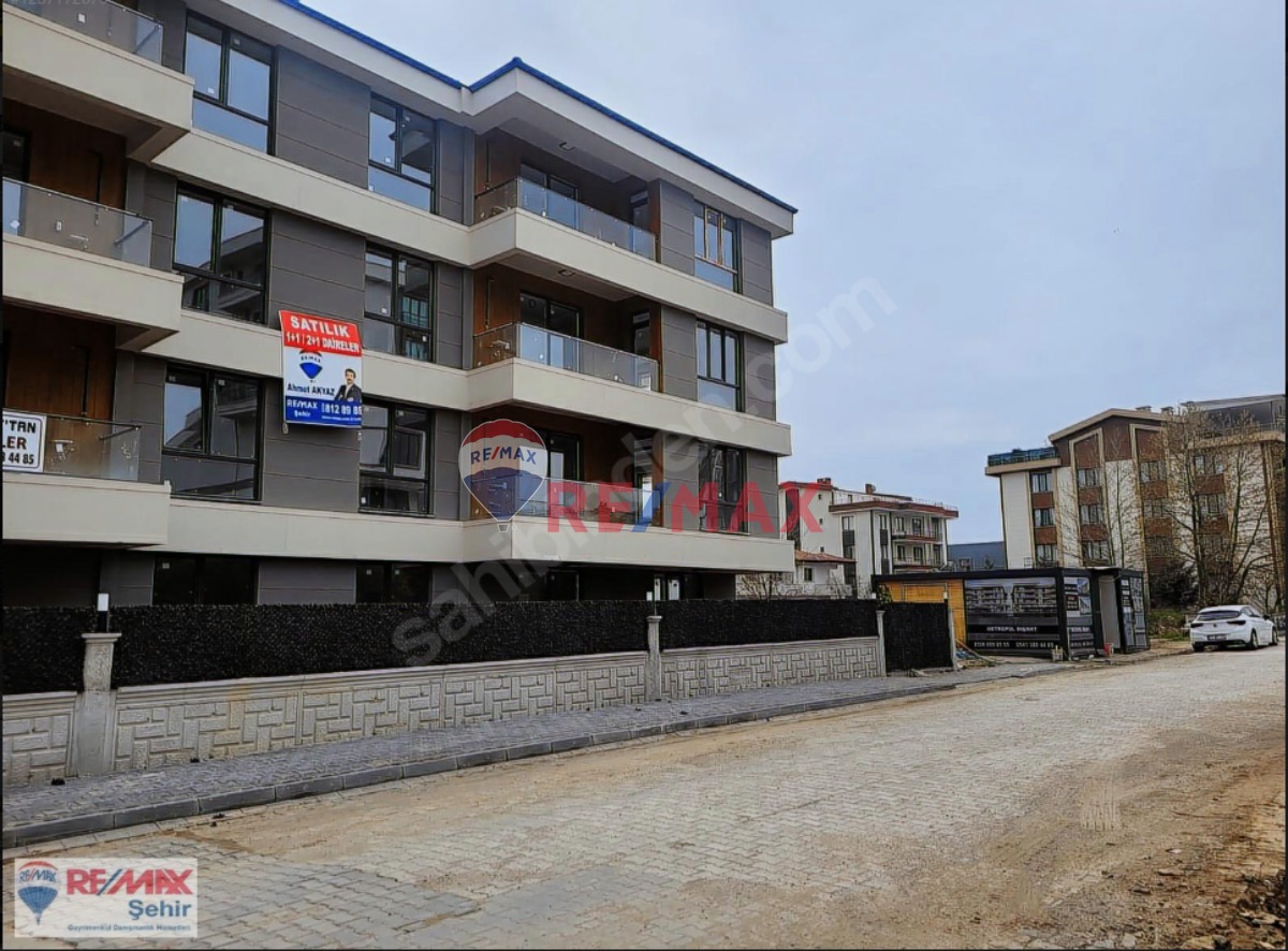 YALOVA GOP. MAH. SATILIK AMERİKAN MUTFAK 2+1 DAİRE