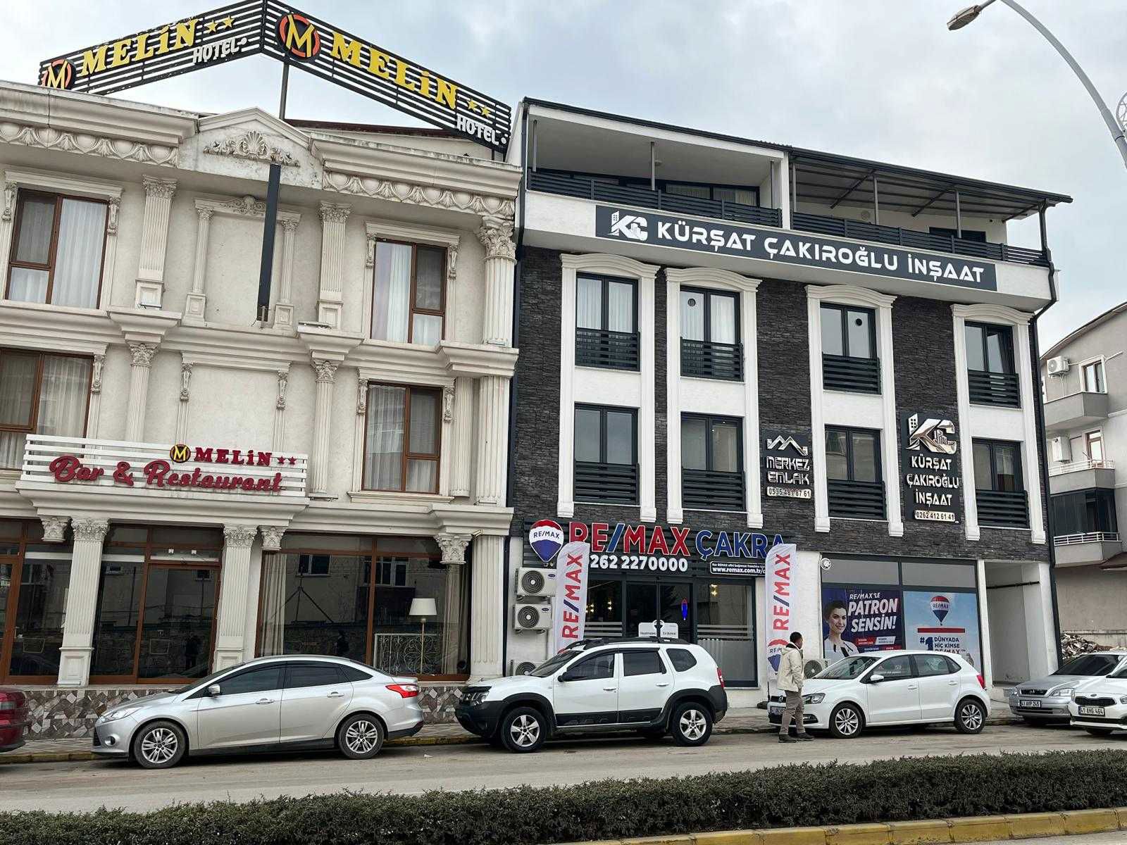 REMAXÇAKRA ÖMER ONAYCI'DAN ÇARŞIDA 2+1 FULL EŞYALI KIRALIK DAIRE