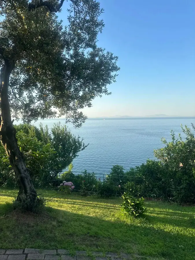 REMAX'DAN MUHTEŞEM DENİZ MANZARALI SATILIK VİLLA