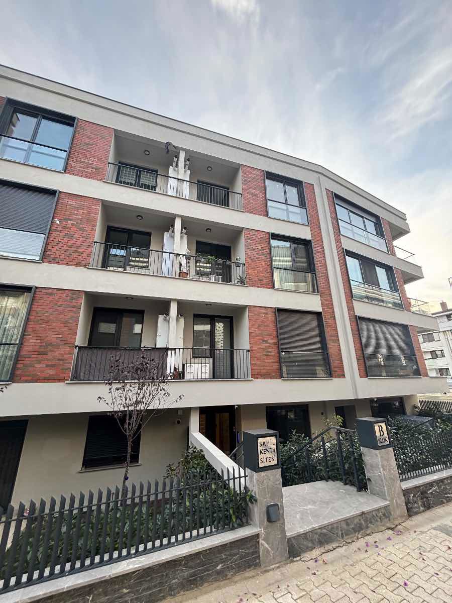 ÇINAR  MAHALLESI SAHIL KENT 4 SITESI ÇATI DUBLEKS 2+1 KIRALIK