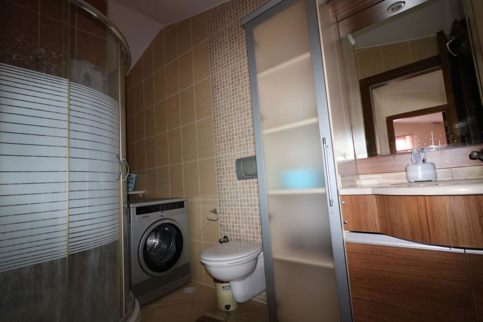 DENİZLİ ÖĞRETMENLER SİTESİ'NDE KİRALIK DENİZ MANZARALI EŞYALI 1+1 DAİRE