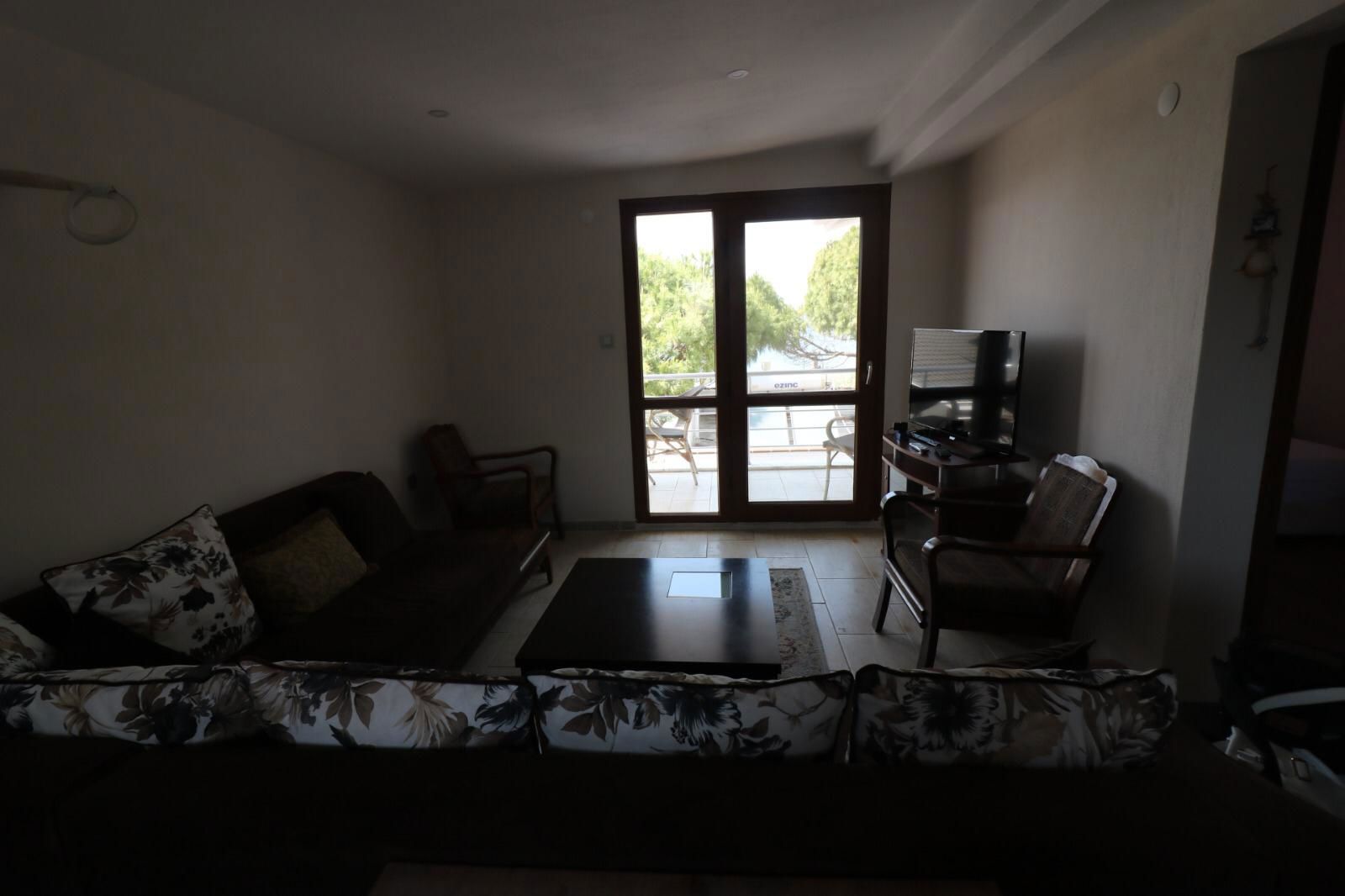 DENİZLİ ÖĞRETMENLER SİTESİ'NDE KİRALIK DENİZ MANZARALI EŞYALI 1+1 DAİRE