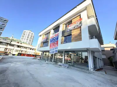 KÖROĞLU CADDESI & KOZA CADDESI KÖŞESINDE 1100 M² YERDEN ISITMALI LÜKS PRESTİJLİ OFIS