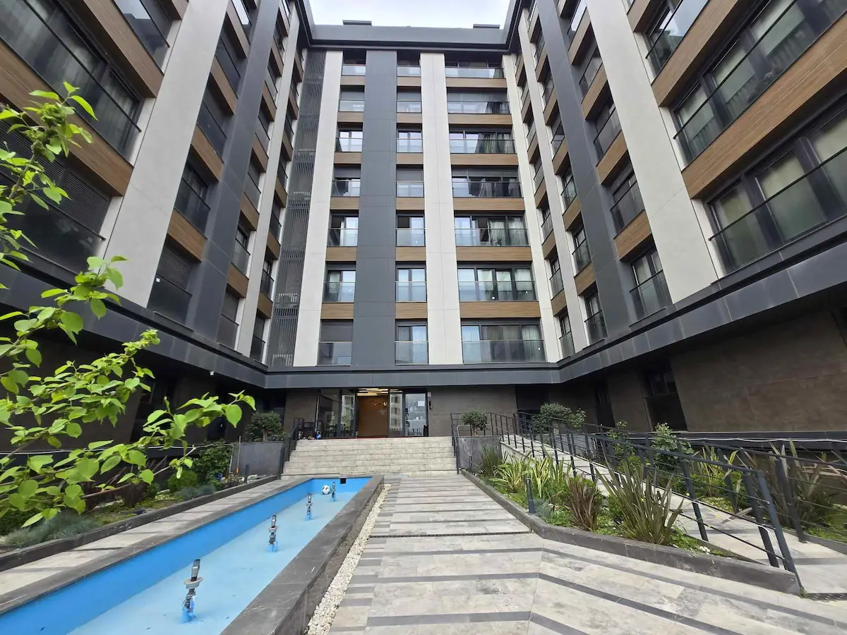 TUZLA MARİNA DİBİNDE EMSALSİZ SATILIK 4+1 BAHÇELİ DUBLEX DAİRE
