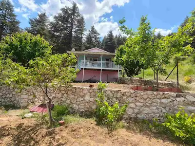 KONYAALTI YARBAŞÇANDIR'DA SATILIK MÜSTAKİL EV VE ARSASI