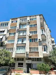 77 REMAX BEST'TEN BAHÇELİEVLER'DE ASANSÖRLÜ 3+1 KIRALIK DAIRE 
