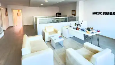 ÇAĞLAYAN ADLIYESI’NE YÜRÜME MESAFESINDE SATILIK NET 150 M² PRESTIJLI OFIS