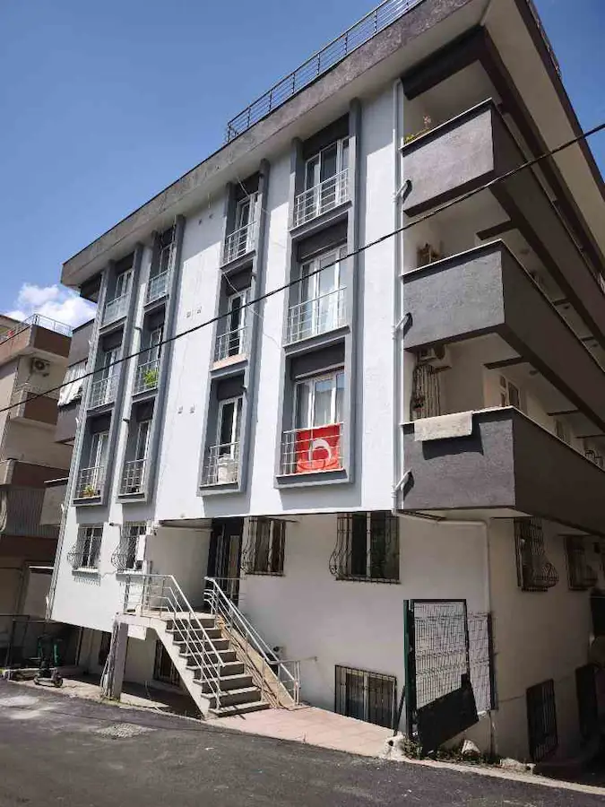 MALTEPE’DE 3+2, 170 M² KULLANIMLI KREDİYE UYGUN ASANSÖRLÜ