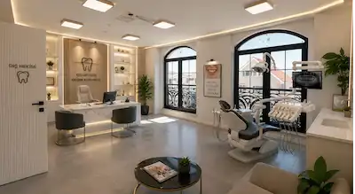 REMAX MOTTO'DAN SERDİVAN ANA CADDE ÜZERİNDE YENİ KİRALIK OFİS