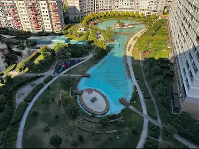 SİNPAŞ LİVA SATIŞ OFİSİ REMAX PROF SEZAİ T. SATILIK 3+1 GÖL MANZARALI