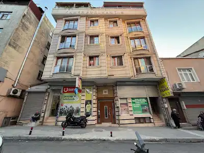 REMAX'TAN MAHMUTBEY MAHALLESINDE KREDIYE UYGUN 2+1 SATILIK DAIRE