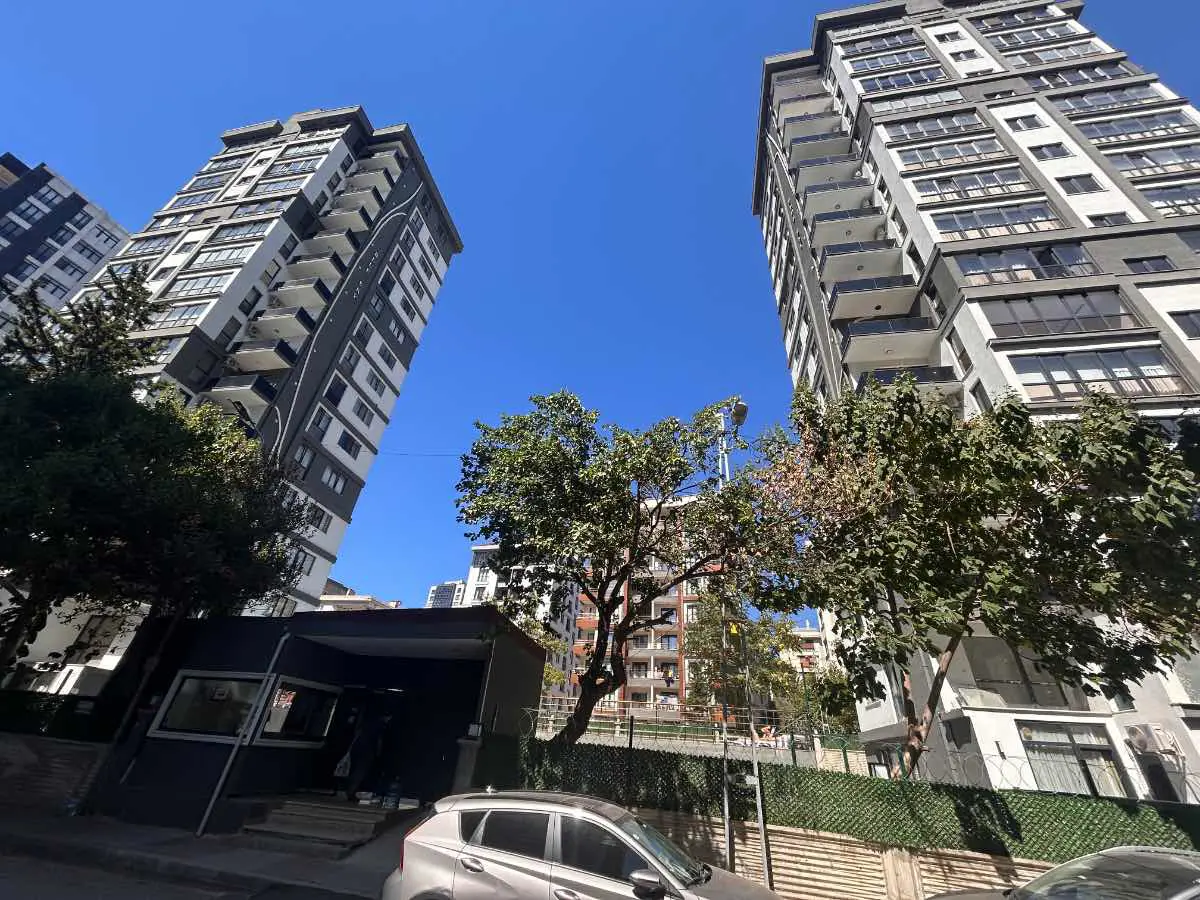 BLUE SKY SİTESİ’NDE | 6. KAT | HAVUZLU | 7/24 GÜVENLİKLİ | ÖZEL OTOPARKLI KİRALIK DAİRE
