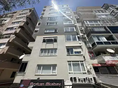 POLİGON METRO YAKINI ARAKAT 3+1 SATILIK DAİRE