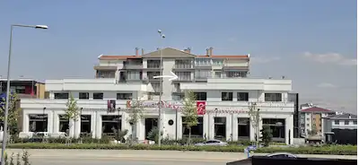 BAĞLICA MERKEZDE KİRALIK GENİŞ, FERAH, KULANIŞLI 210 M2 4+1 DAİRE