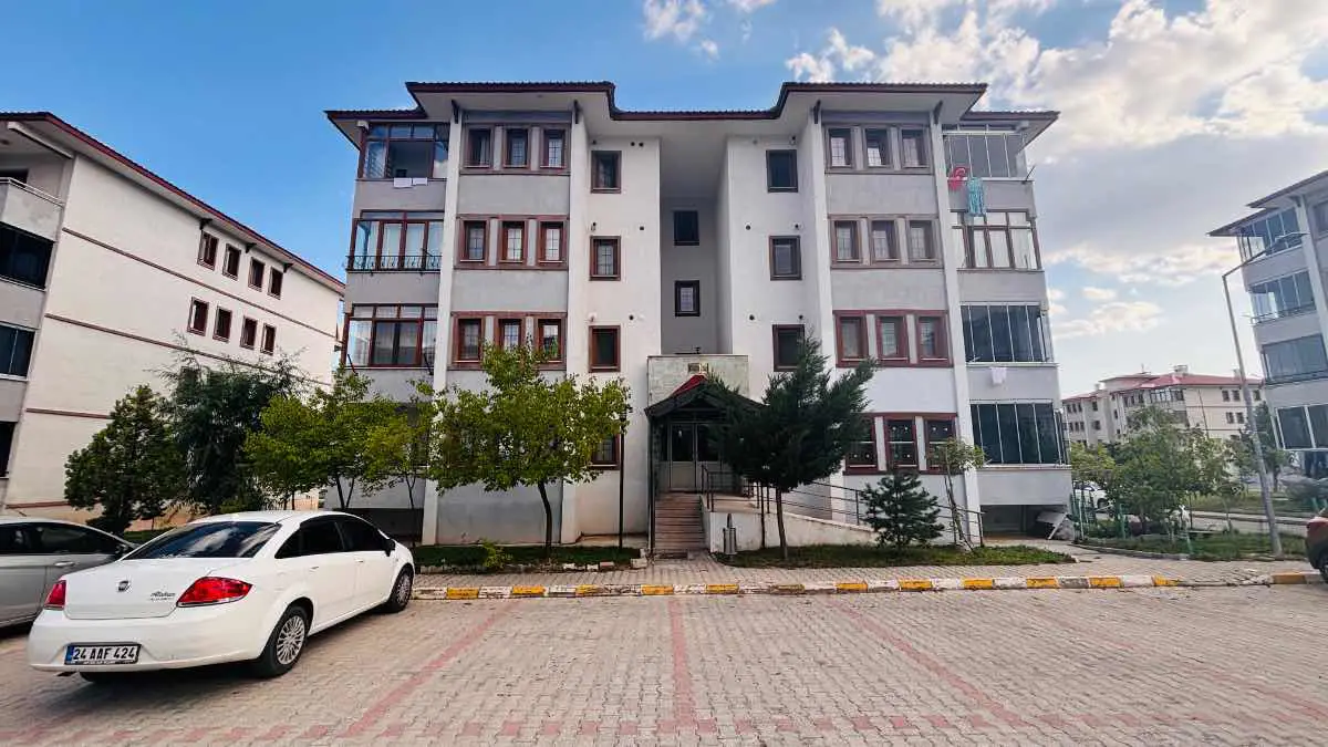 REMAX/DEM'DEN GEÇİT TOKİ 2. ETAP'TA MASRAFSIZ 2+1 SATILIK DAİRE