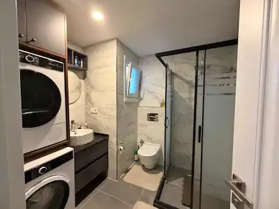 CİHANGİR’DE 2+1 DENIZ MANZARALI TERASLI BALKONLU SATILIK DAİRE | KAT MÜLKİYETLİ