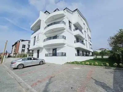 REMAX MYRADAN BAŞİSKELE FATİH MH. HAZIR GENİŞ 2+1