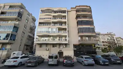 REMAX GALAKSİ DEN DEMİRKÖPRÜ İZBAN CEPHE TADİLATLI ARA KAT 3+1 SATILIK DAİRE